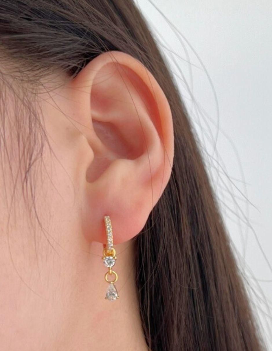 Aretes de gota de plata P 925 con acabado baño de oro zirconia