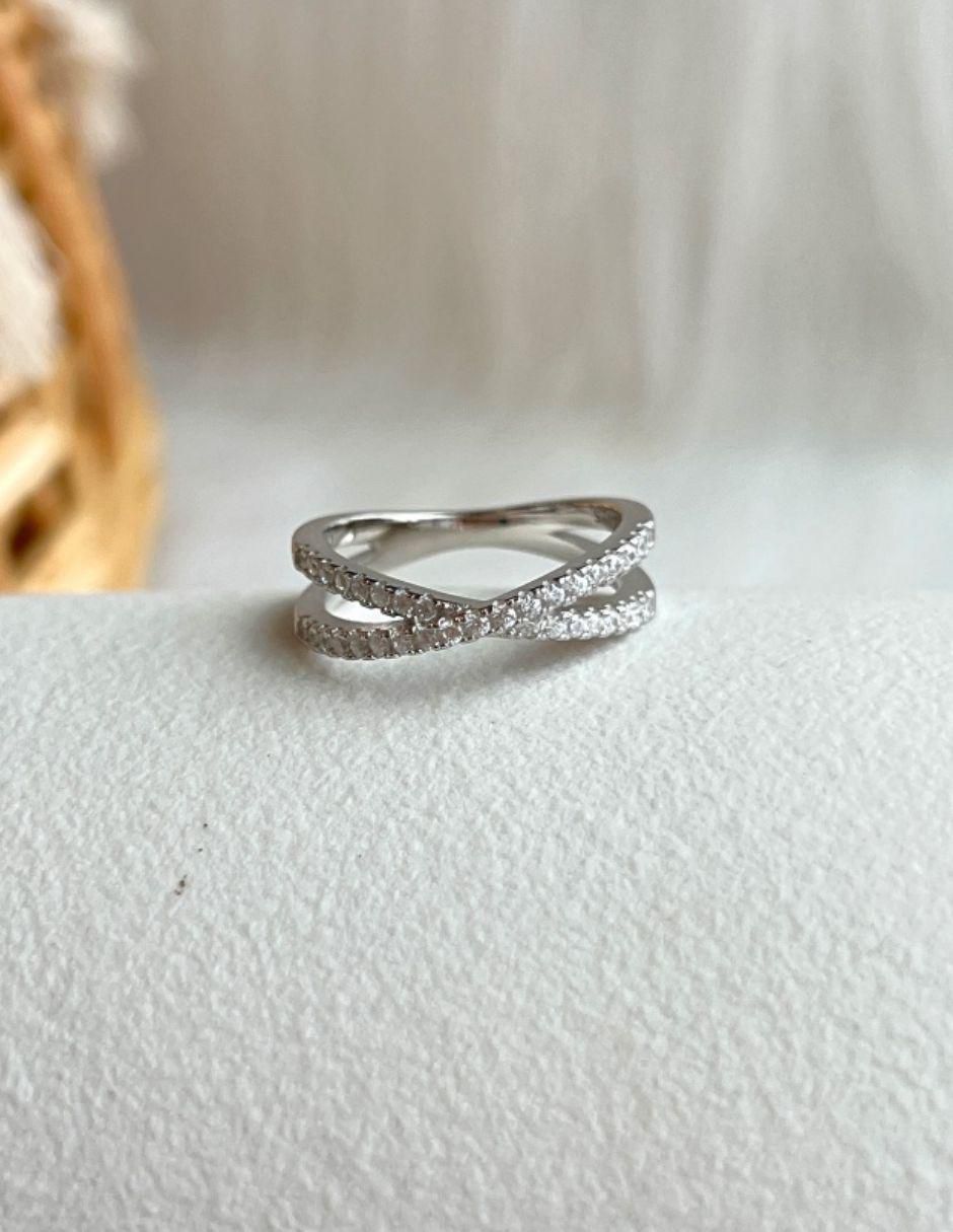 Anillo de infinito Gen de plata zirconia brillante
