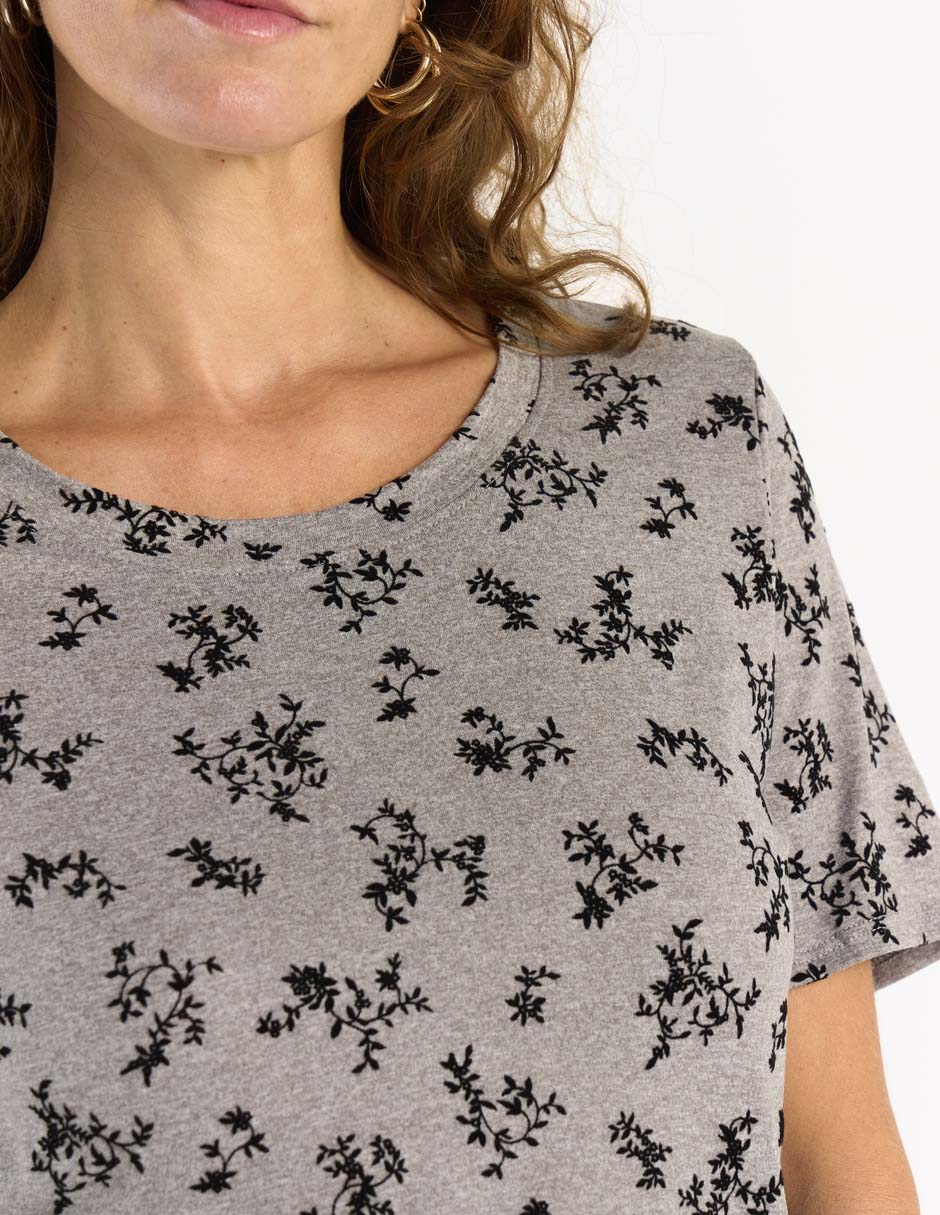 Playera manga corta cuello redondo para mujer 9