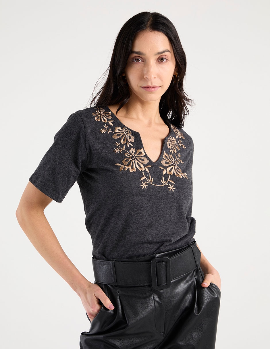 Playera manga al codo Loren's cuello V para mujer