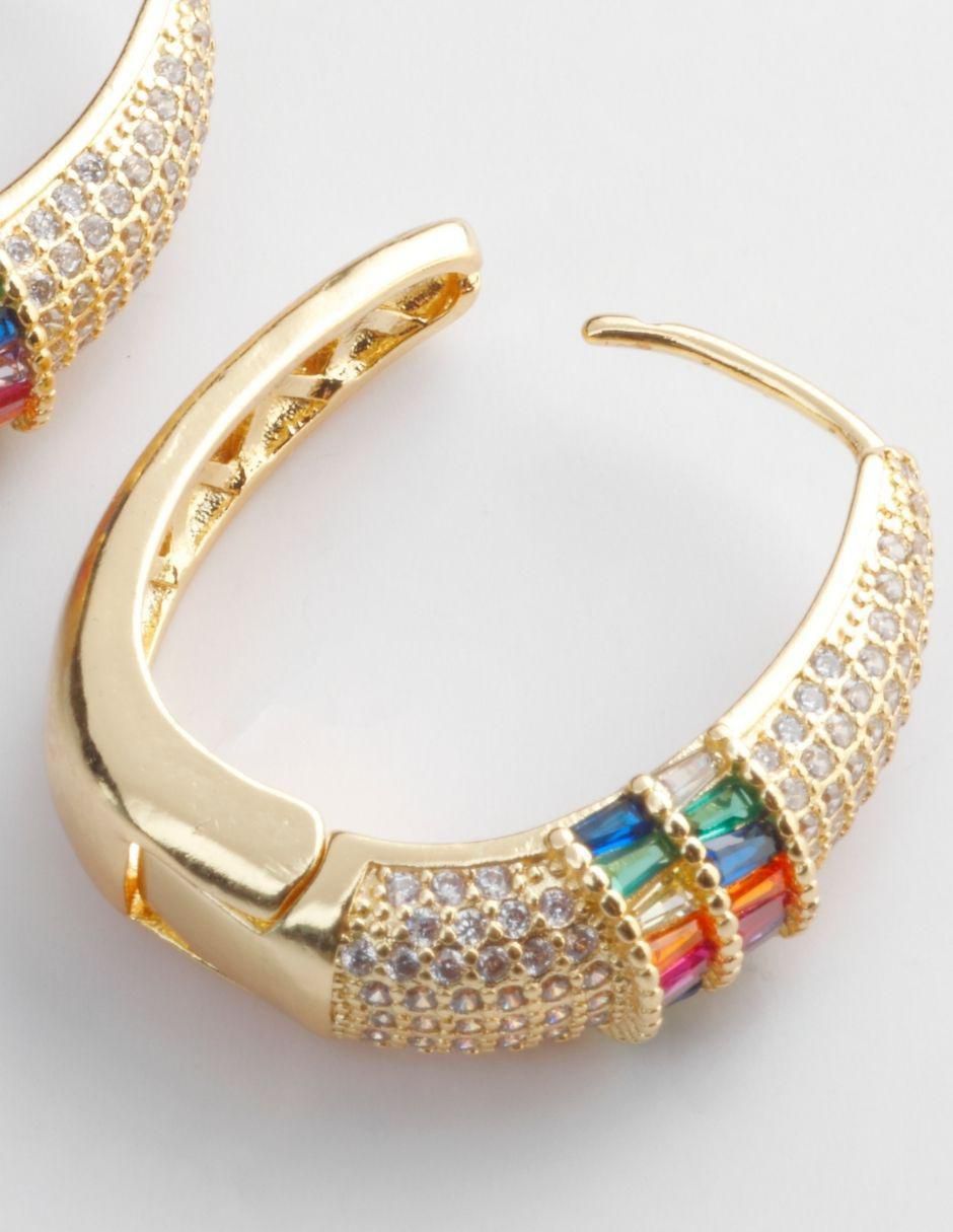 Aretes ovalados con acabado baño de oro 18 K 3