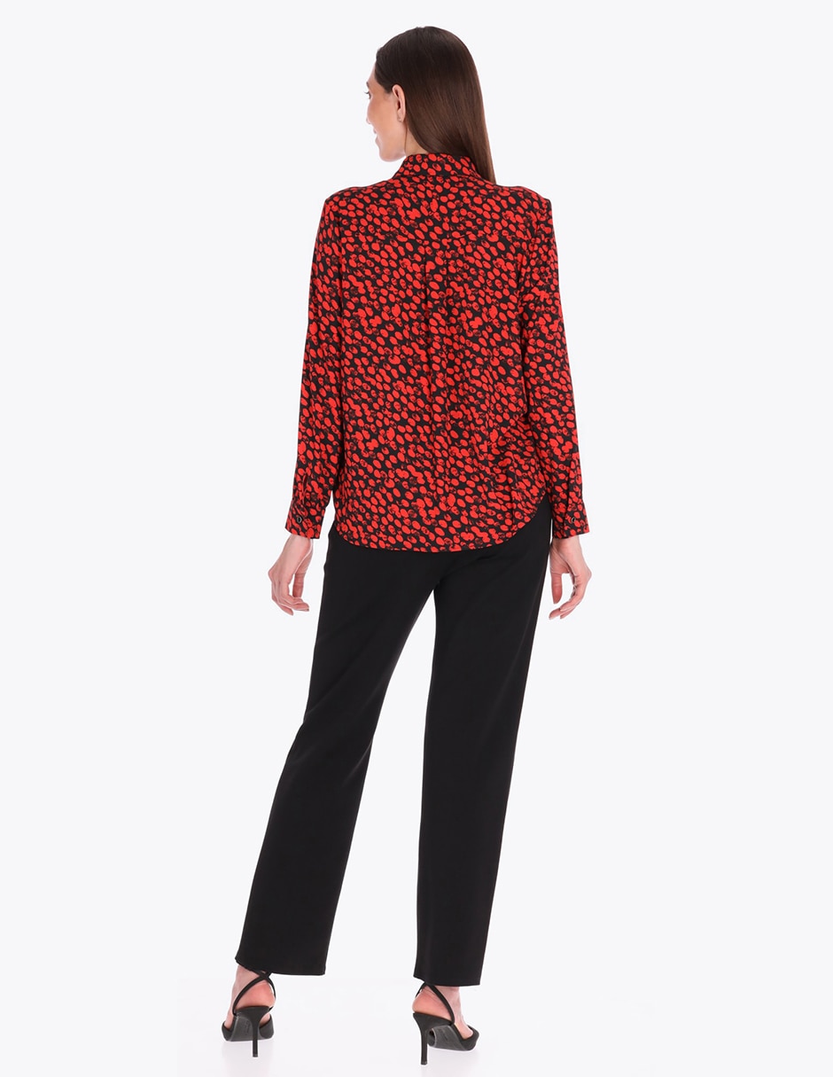 Blusa camisera Charme manga larga para mujer