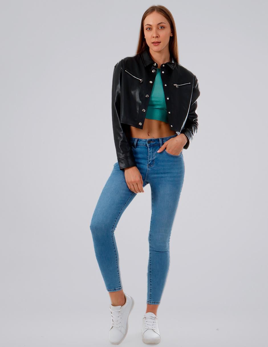 Chamarra impermeable para mujer 2