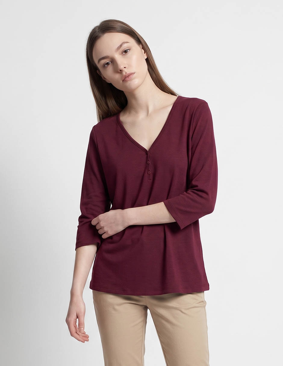 Playera manga 3/4 cuello v para mujer