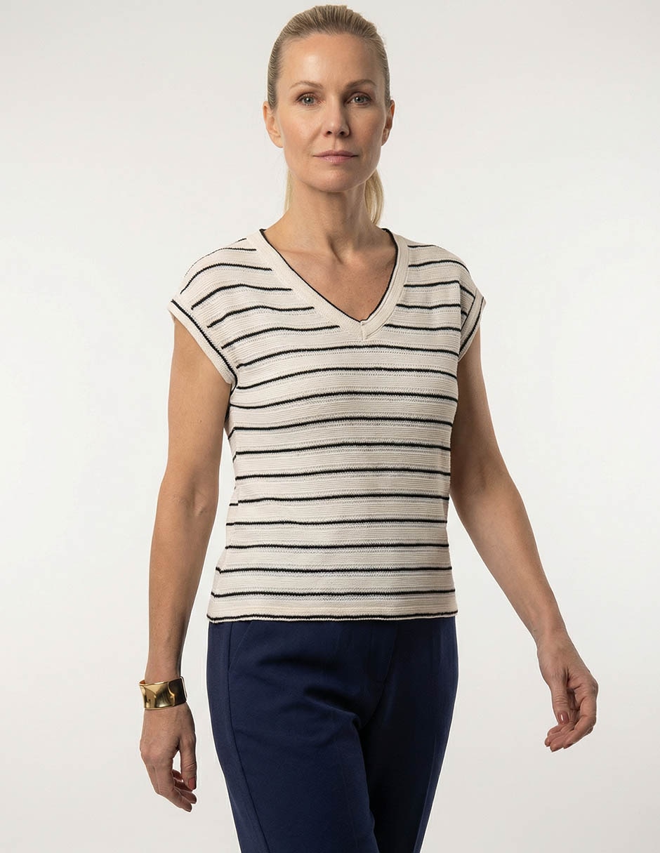 Playera manga corta cuello v para mujer Playera manga corta cuello v para mujer