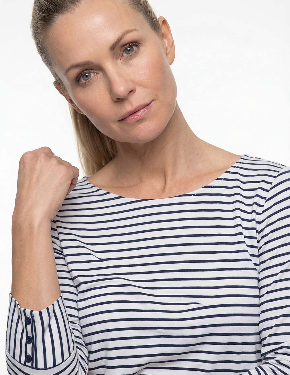 Playera manga 3/4 cuello redondo para mujer 3