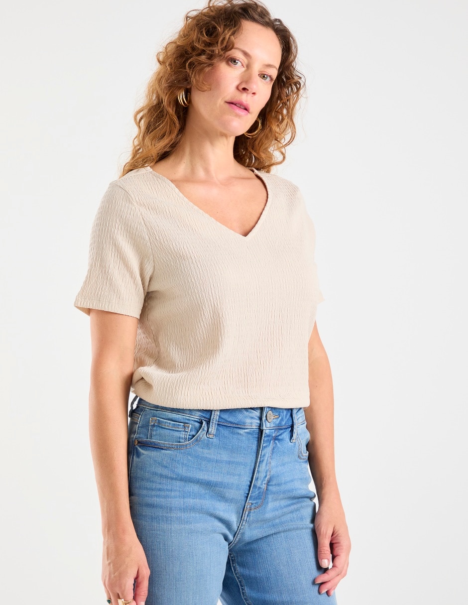 Playera manga corta cuello v mujer 6