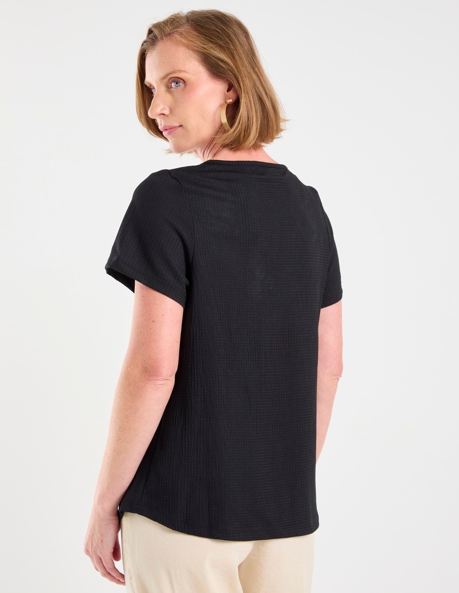Playera manga corta cuello v mujer 6