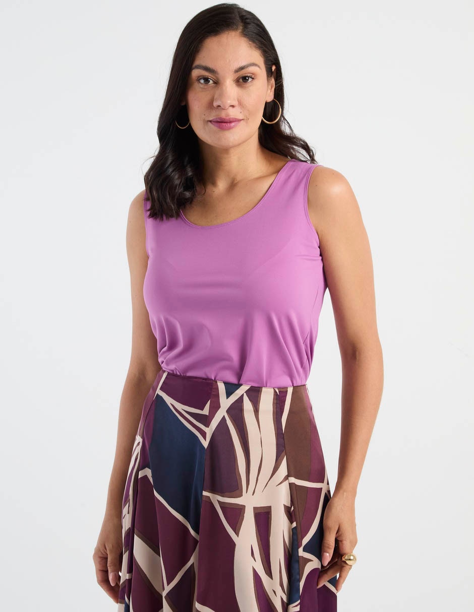 Top cuello redondo escote medio tirante ancho