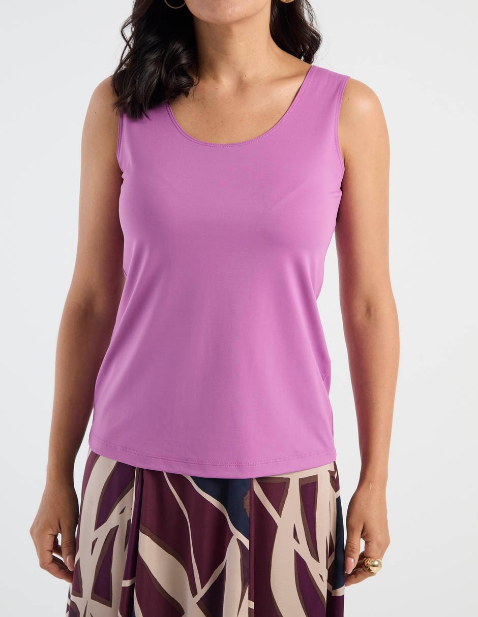 Top cuello redondo escote medio tirante ancho 2