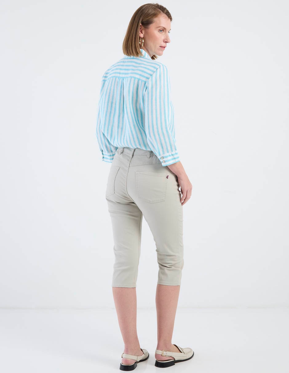 Pantalón capri regular para mujer 4