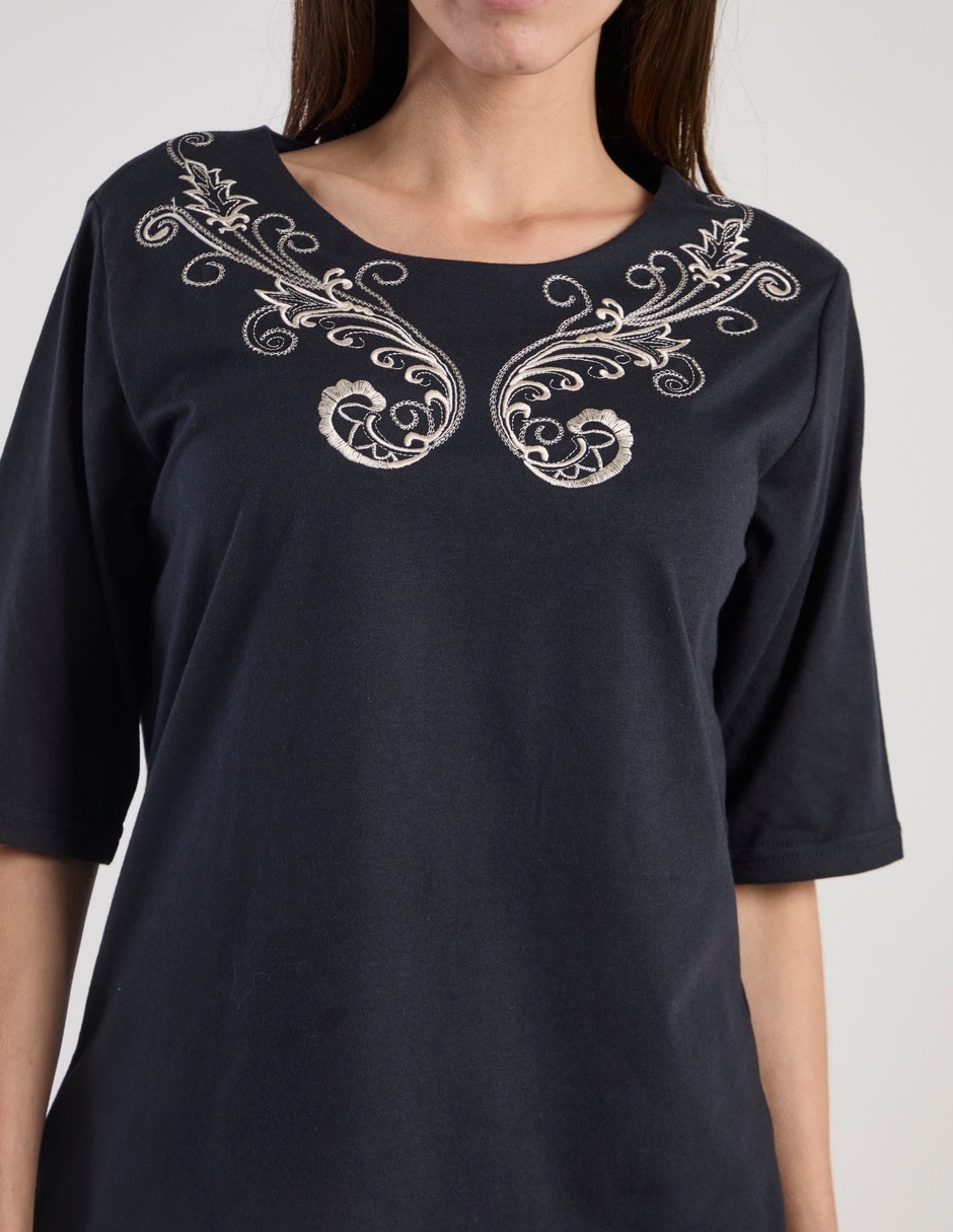 Blusa manga 3/4 cuello redondo para mujer 9