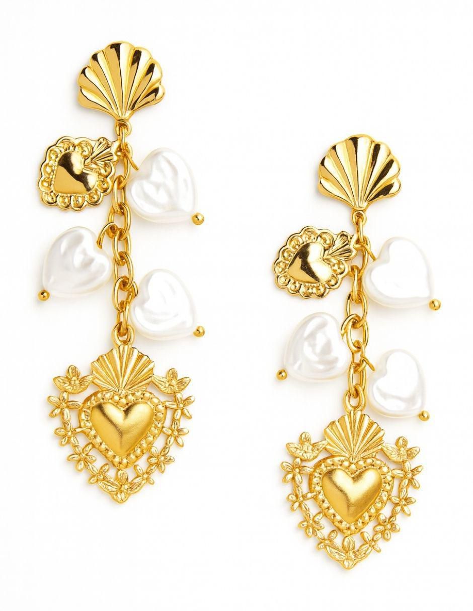 Aretes de corazón Milagritos con acabado brillante