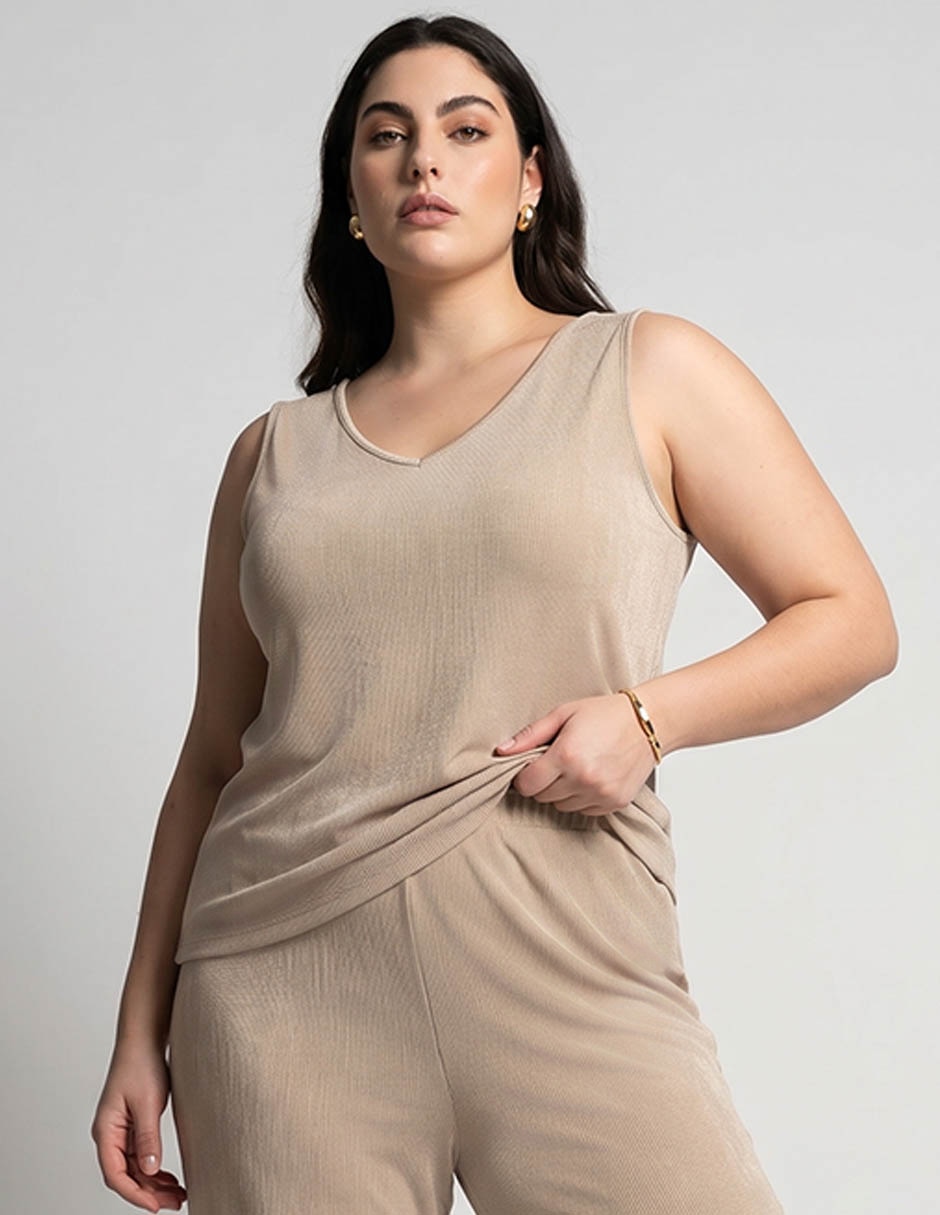 Top cuello V escote medio tirante ancho 1