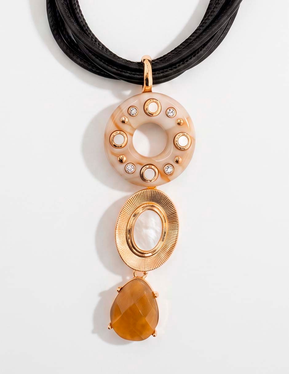 Collar