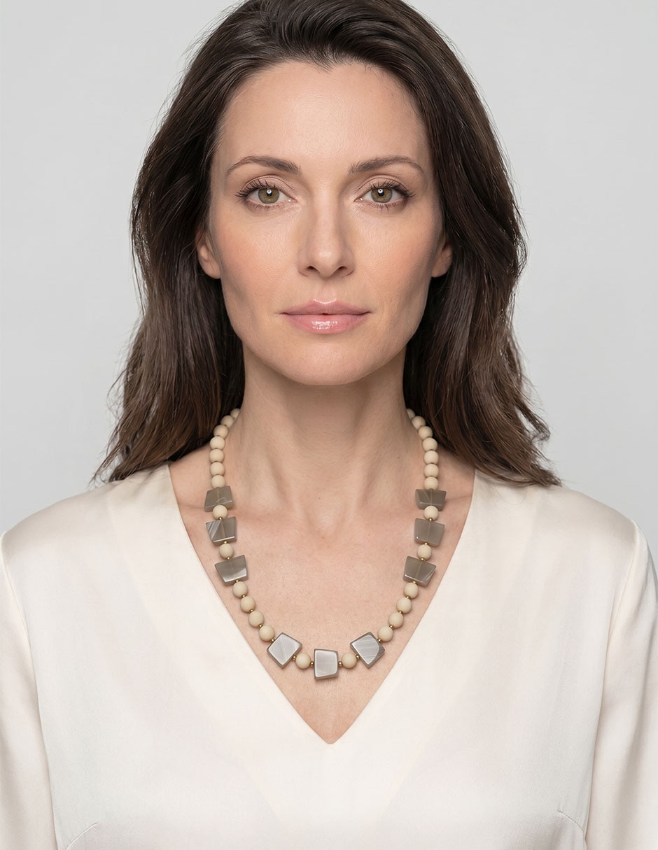 Collar 5