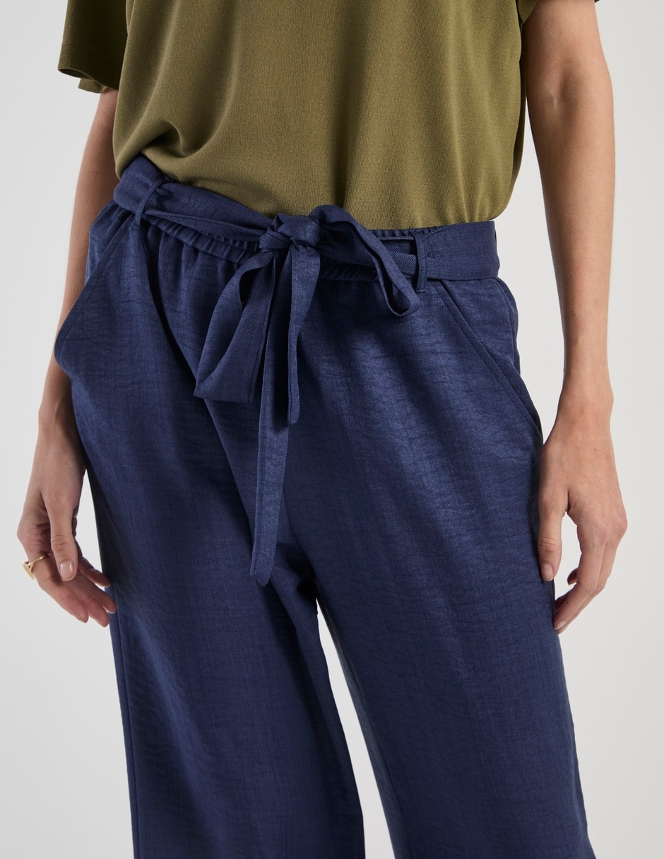 Pantalón amplio para mujer 4