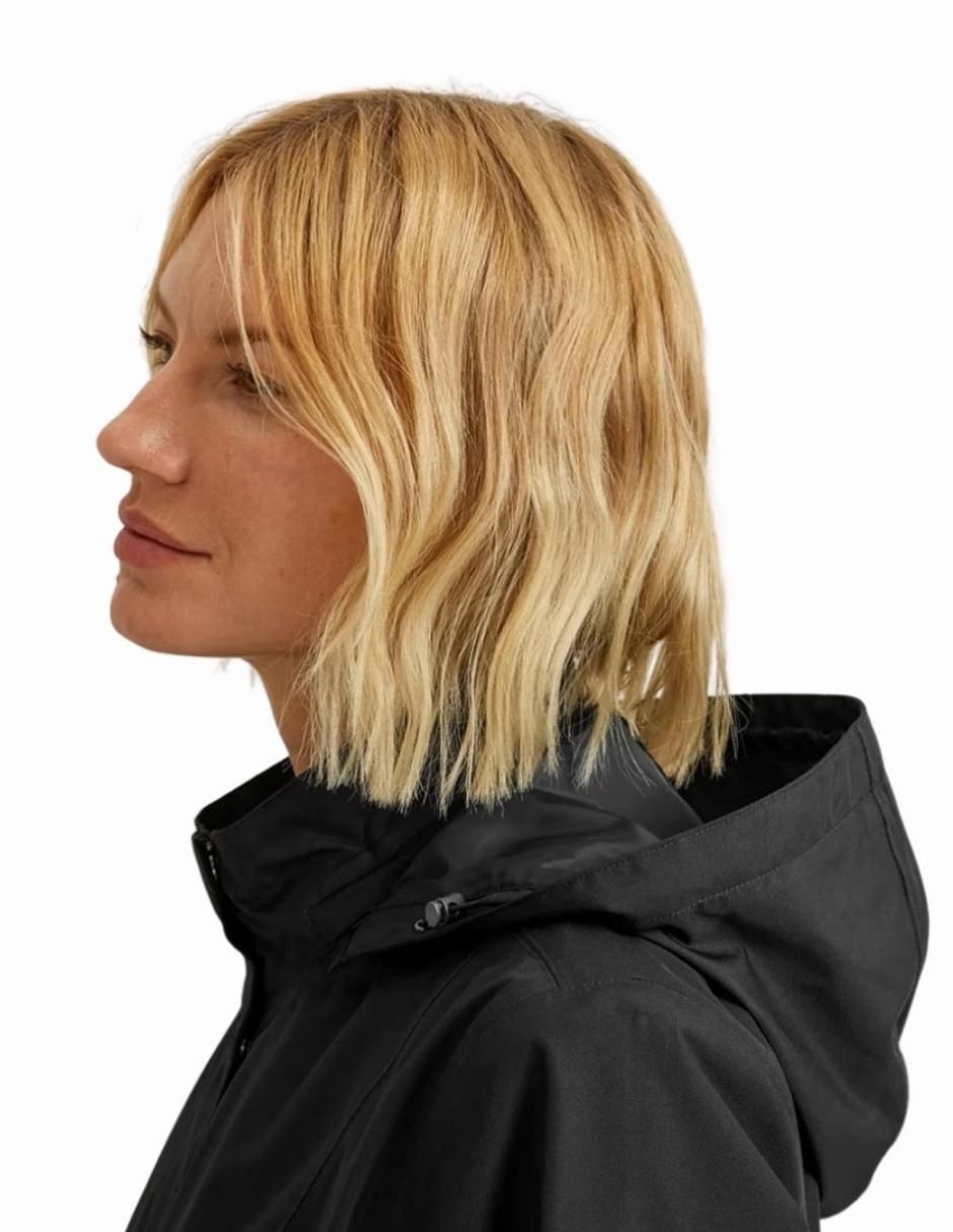 Gabardina con capucha para mujer 3