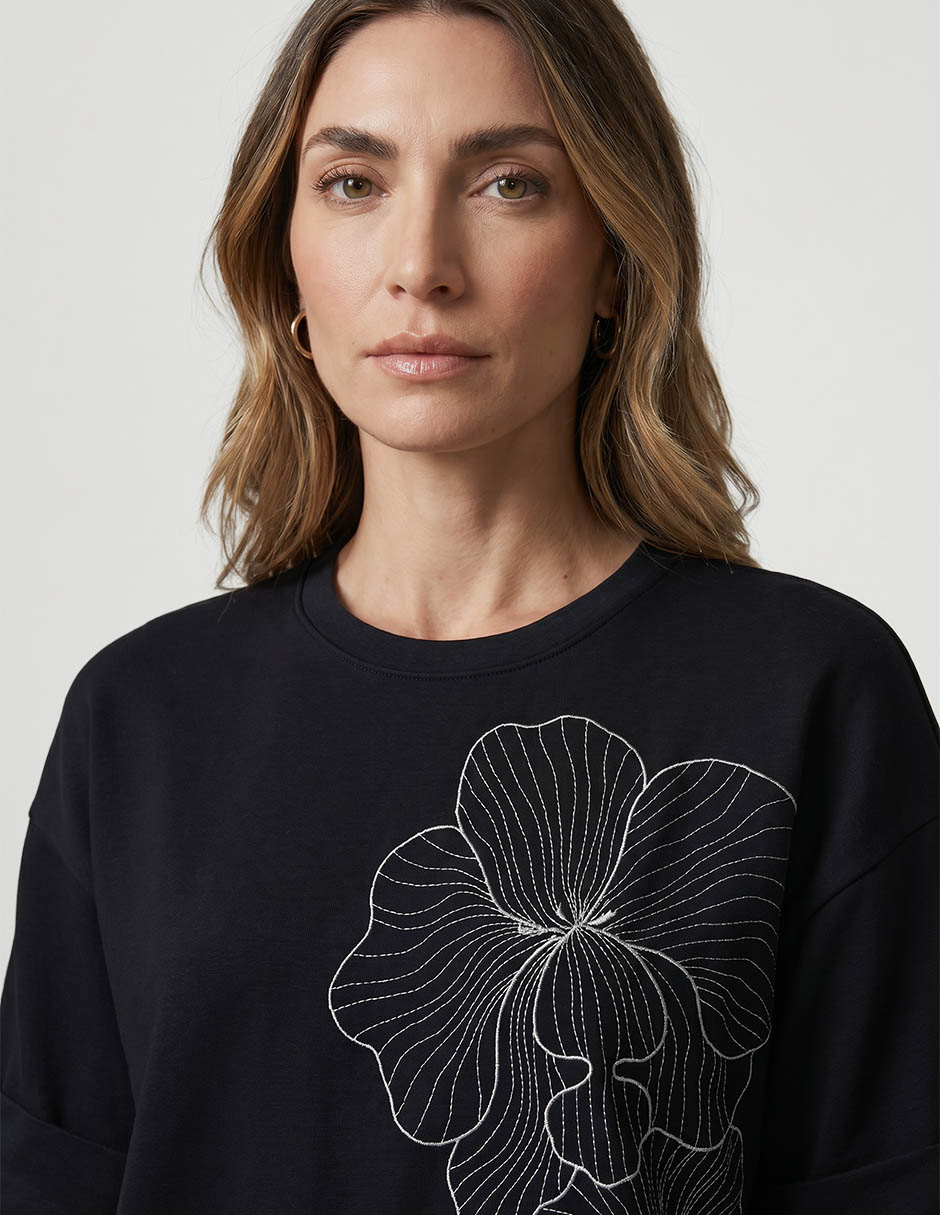 Suéter cuello redondo para mujer 3