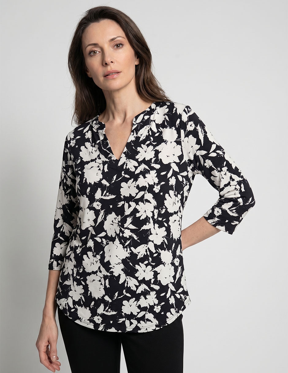 Playera manga 3/4 cuello V para mujer