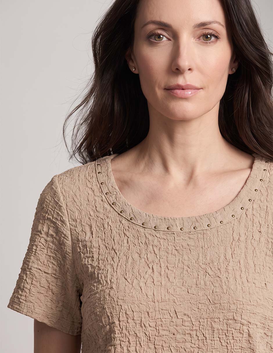 Playera manga corta cuello redondo para mujer 3