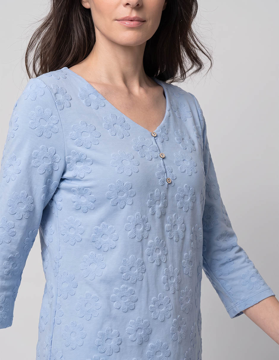 Playera manga 3/4 cuello v para mujer 3