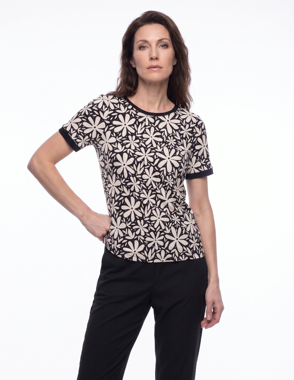 Playera manga corta cuello redondo para mujer 3