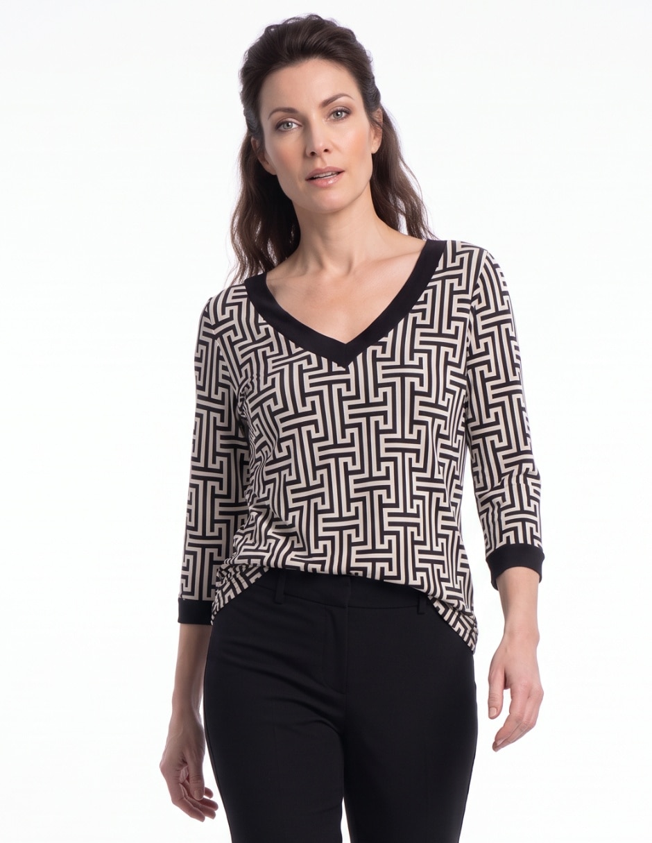 Playera manga corta cuello V para mujer Playera manga corta cuello V para mujer