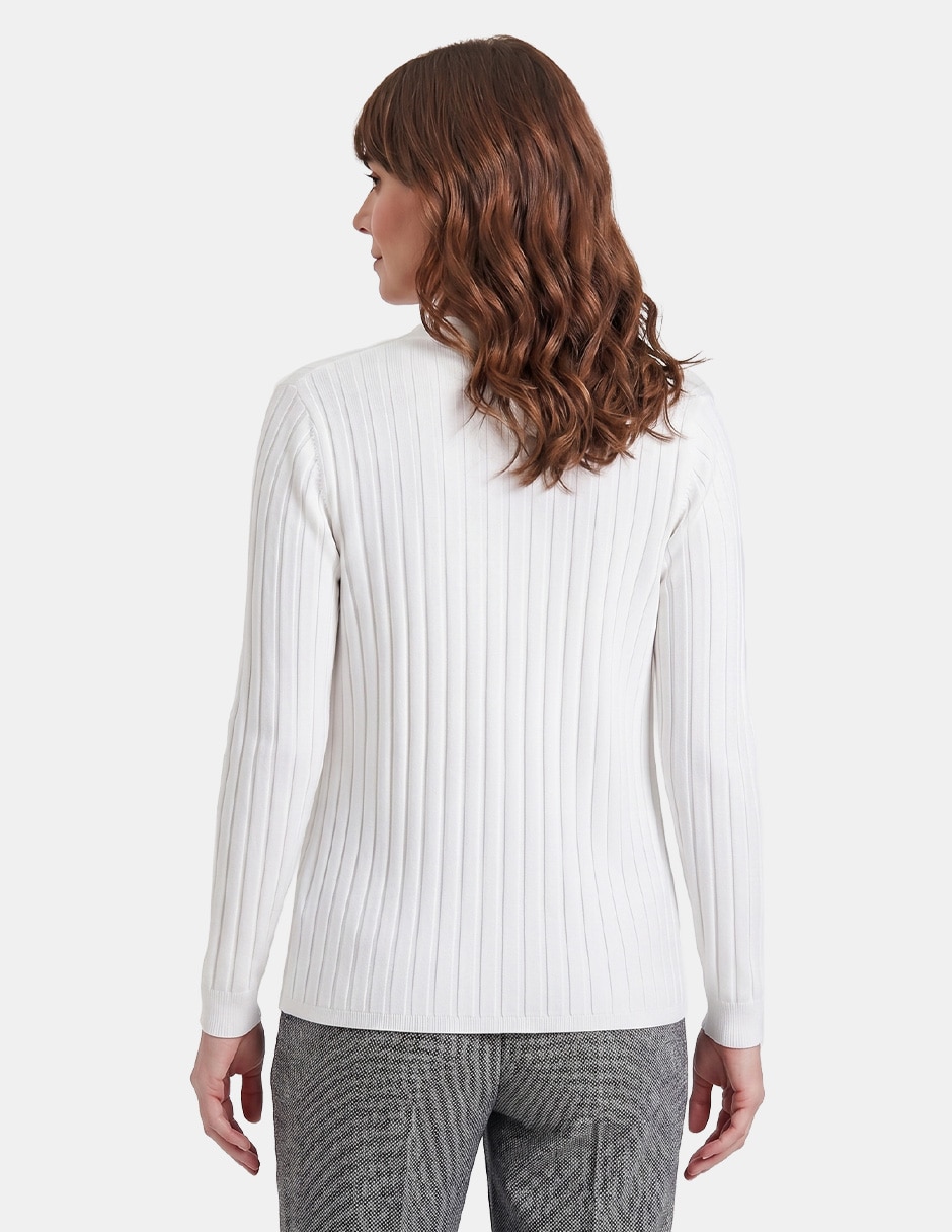 Suéter cuello simulado para mujer 3