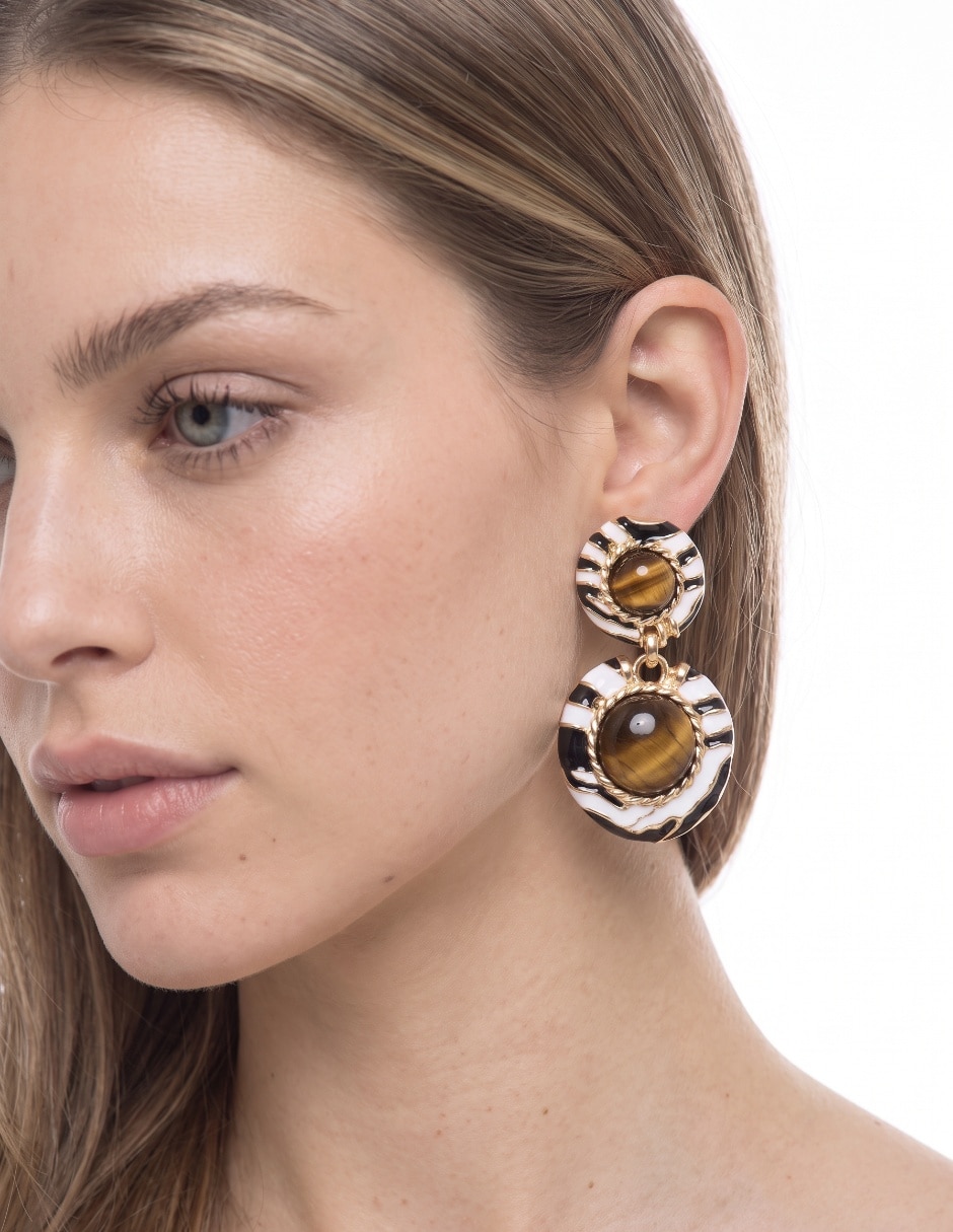 Aretes largos de zinc con acabado brillante 4