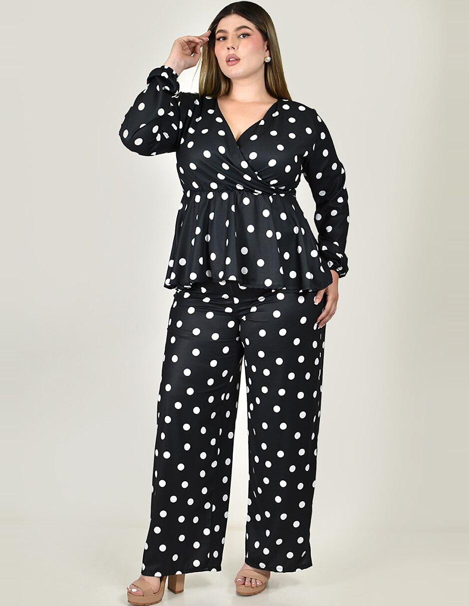 Conjunto para mujer Conjunto para mujer