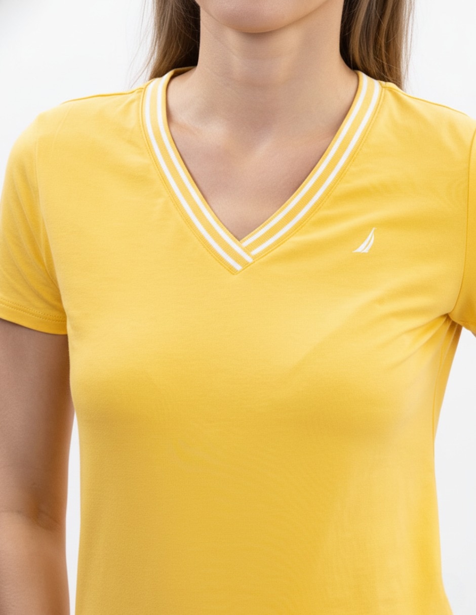 Playera manga corta cuello v para mujer 3